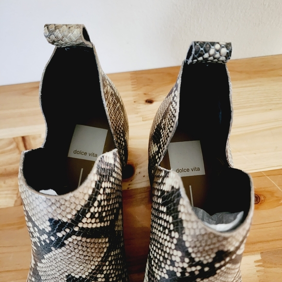 NWOB Dolce Vita Sonni Ankle Booties Womens 8 Brown Snakeskin Boots Shoes $ - Picture 10 of 10